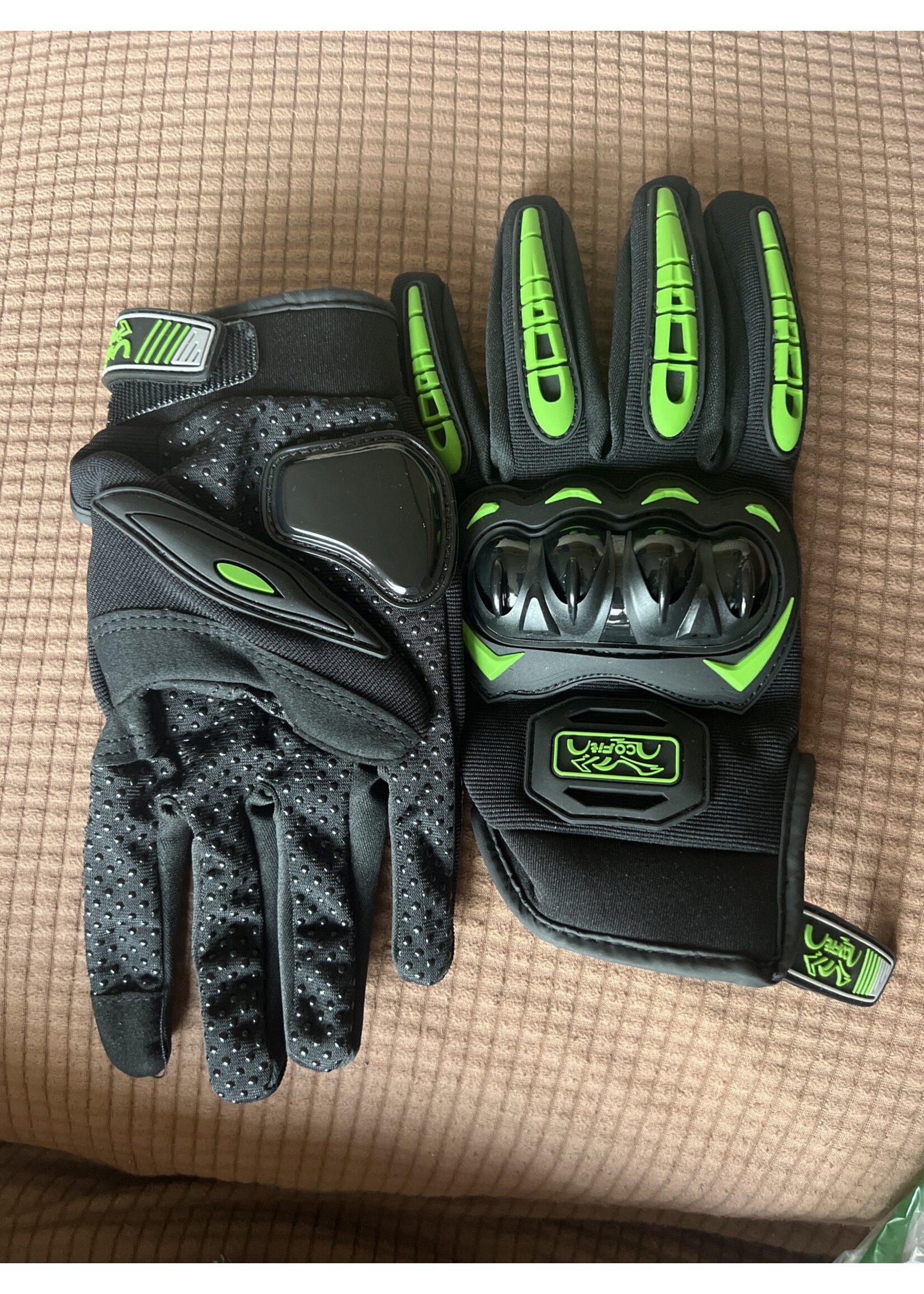 COFIT Motorcycle Gloves Breathable, Touchscreen Gloves Anti-slip w/ Good Grip Hard Knuckles Protection for Men/Women Motocross, BMX ATV MTB Cycling, Road Racing - Green XL