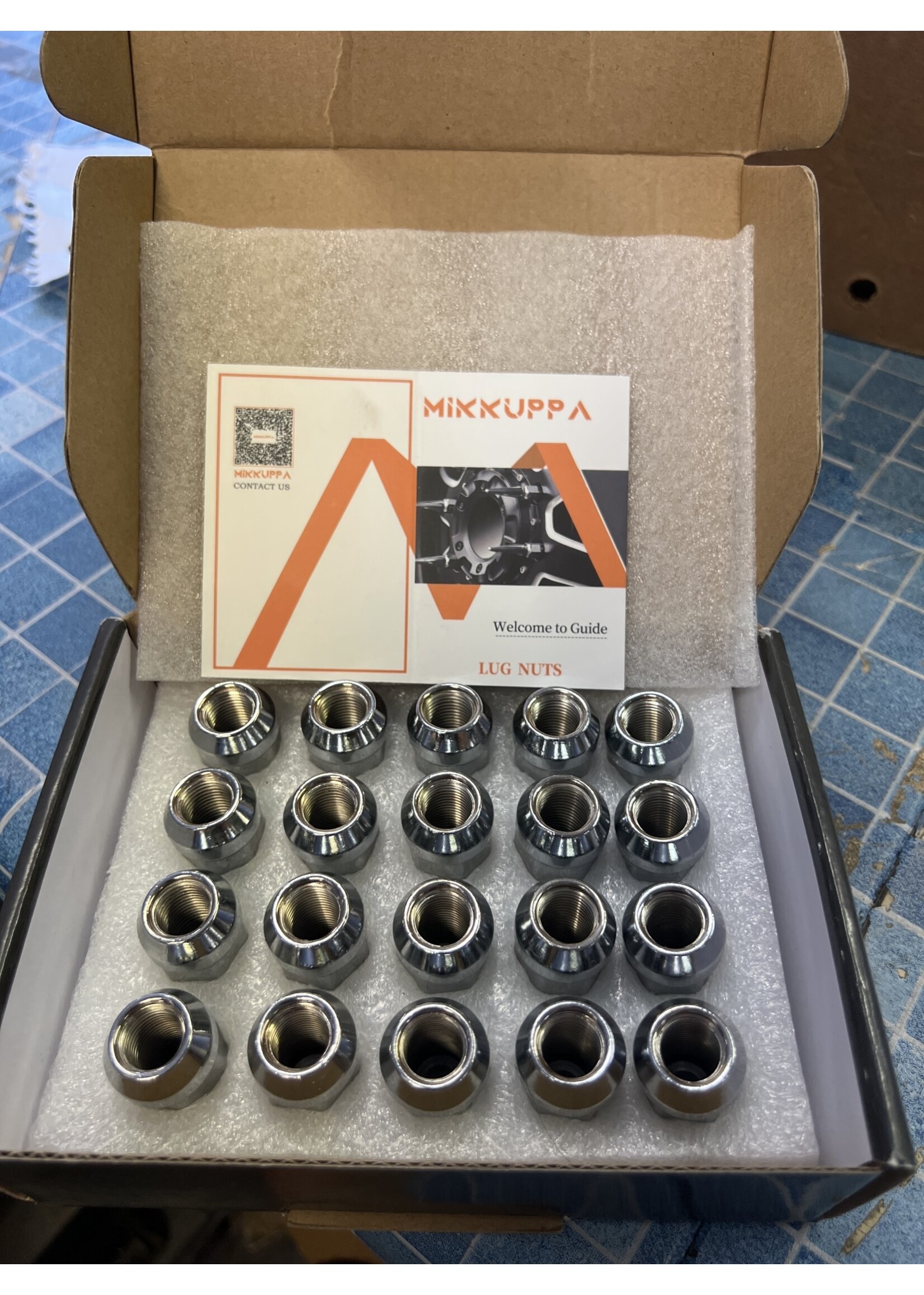 Mikkuppa full set of 1/2 - 20 chrome lug nuts