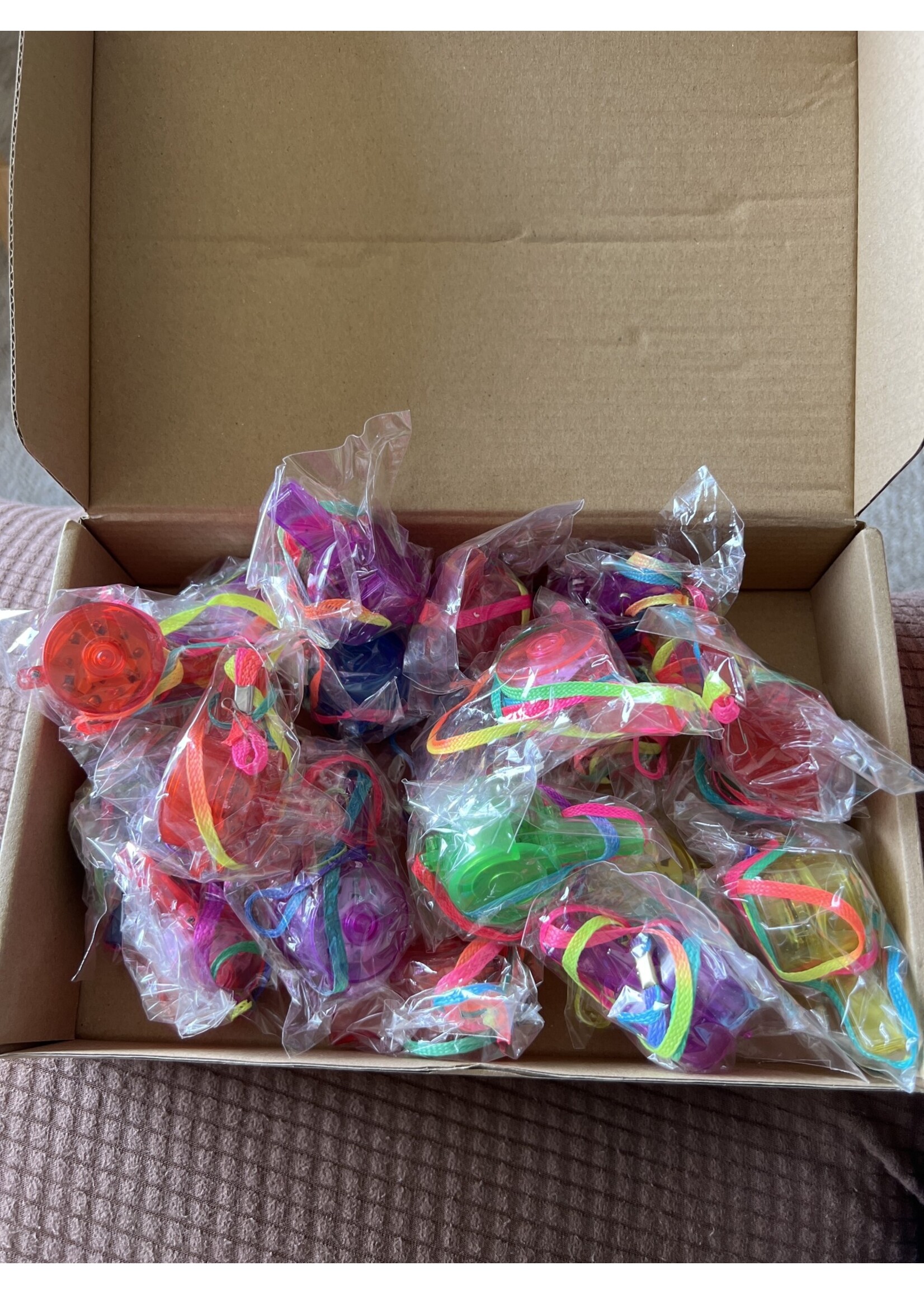 Kids Whistles asst colors 21 pc