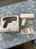 Money Rain Banknote Launcher 100 notes