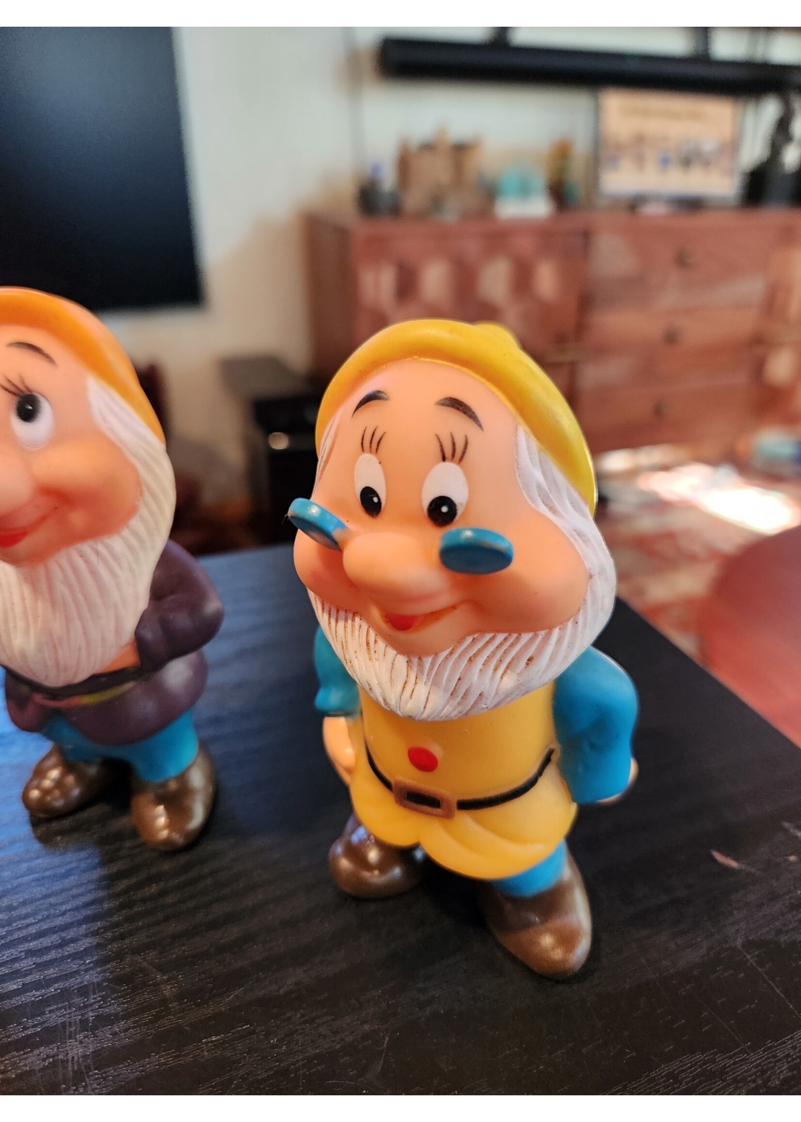 Vintage Disney Complete Set 4.5 inch Rubber Squeak Toy Snow White & 7 Dwarfs.