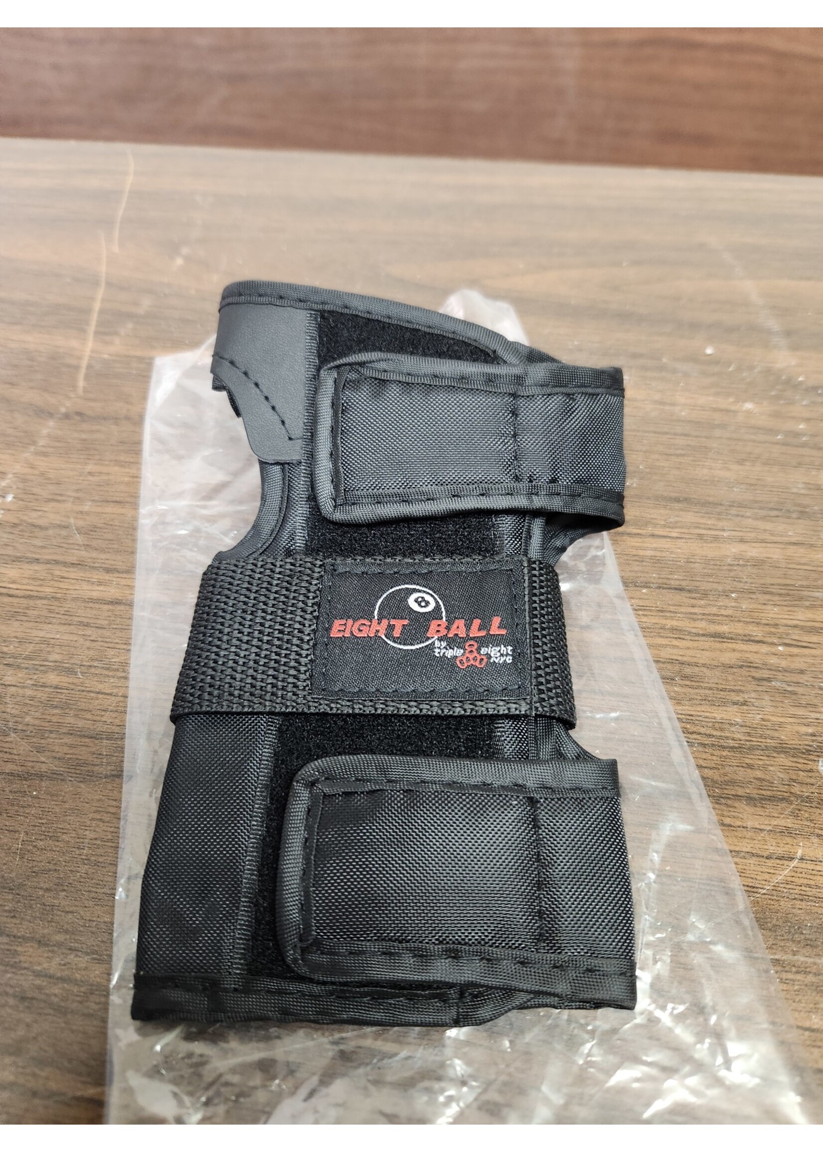 *Only 1, Triple Eight Wristsaver Wrist Guard  S/M