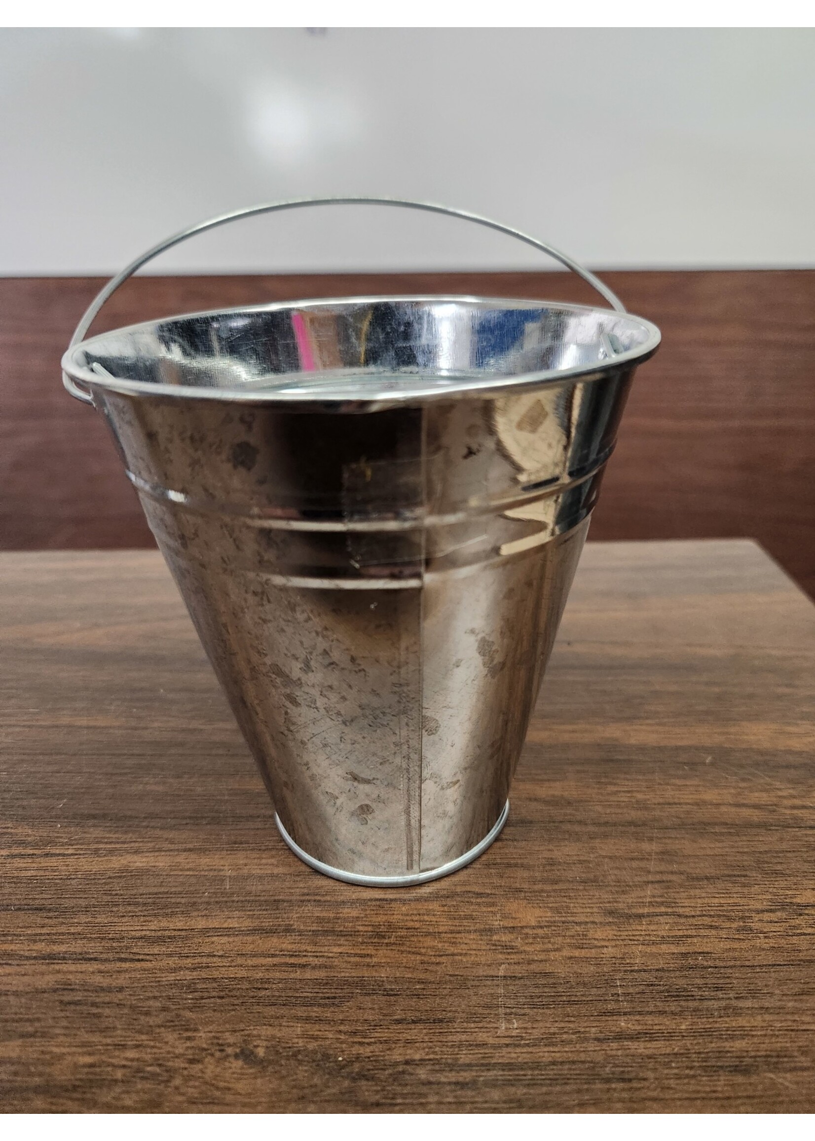 4.5" (Diameter) x 5" (Height) Galvanized Metal Pail