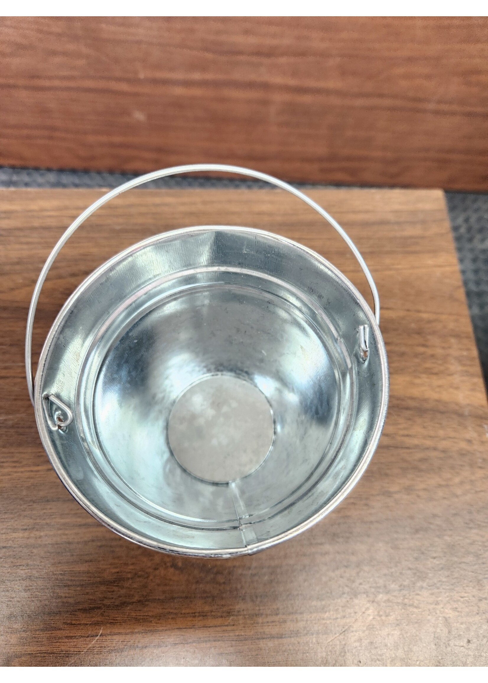 4.5" (Diameter) x 5" (Height) Galvanized Metal Pail