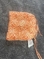 Pillow Perfect orange paisley seat cushion