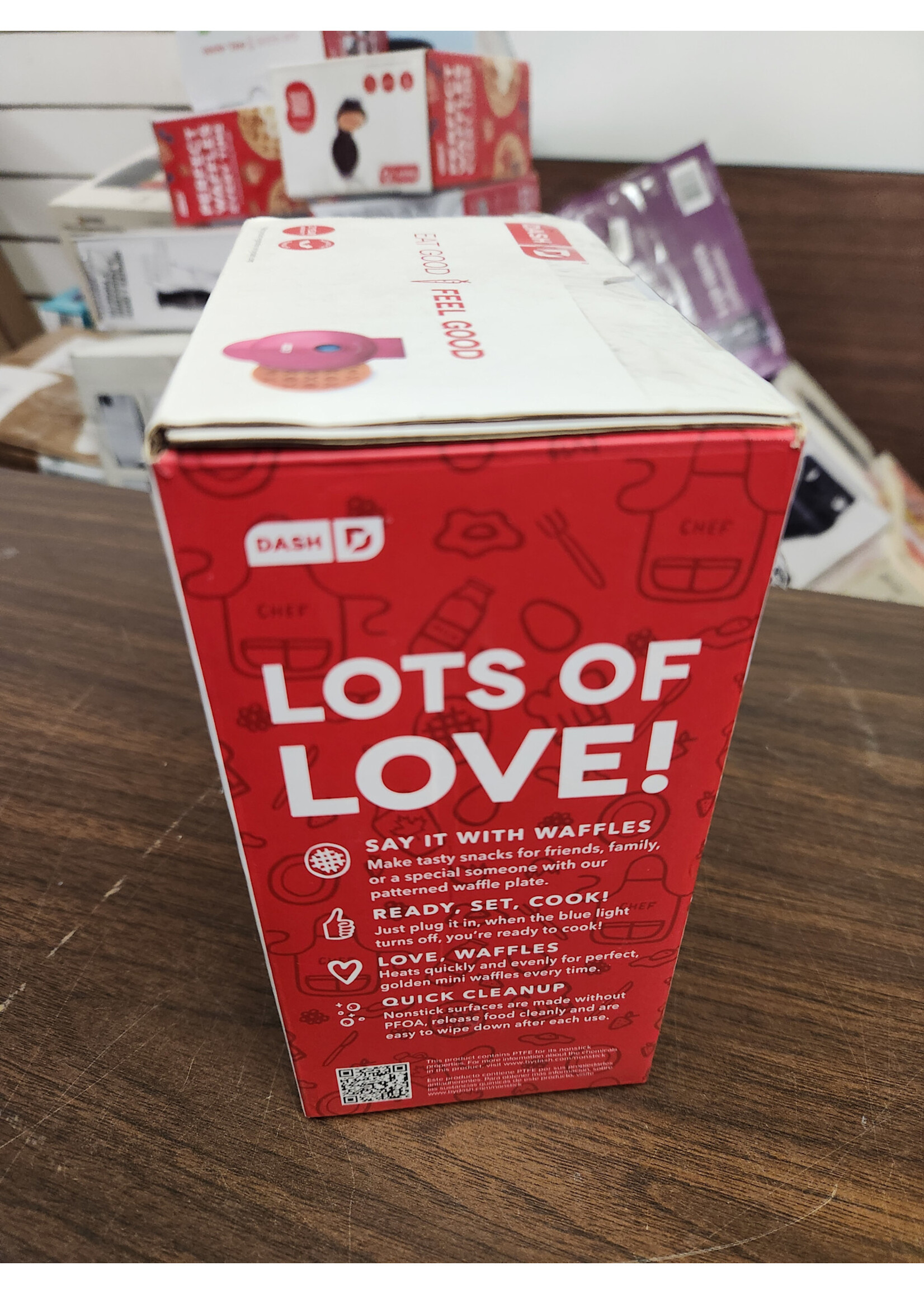 Dash Love Mini Waffle Maker