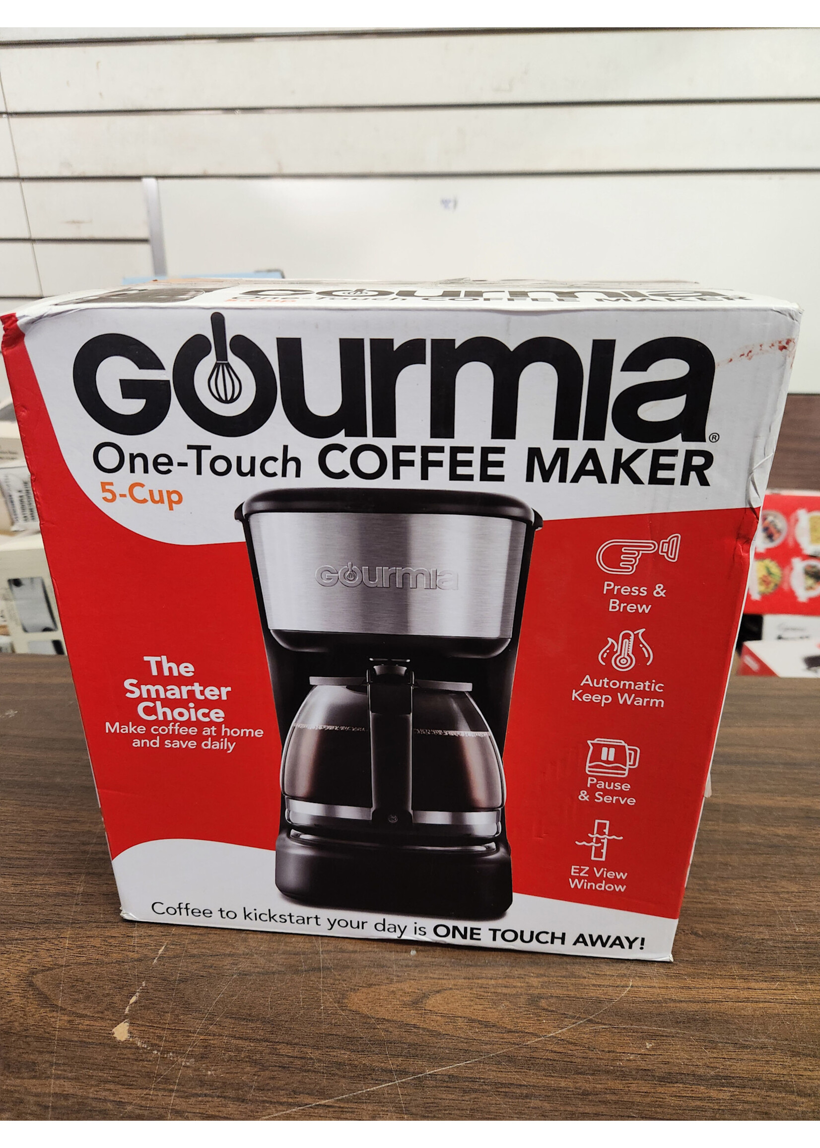 Gourmia 5 Cup One-Touch Switch Coffee Maker with Auto Keep Warm Black: Small Drip Coffee Machine, 700W, Basket Filter