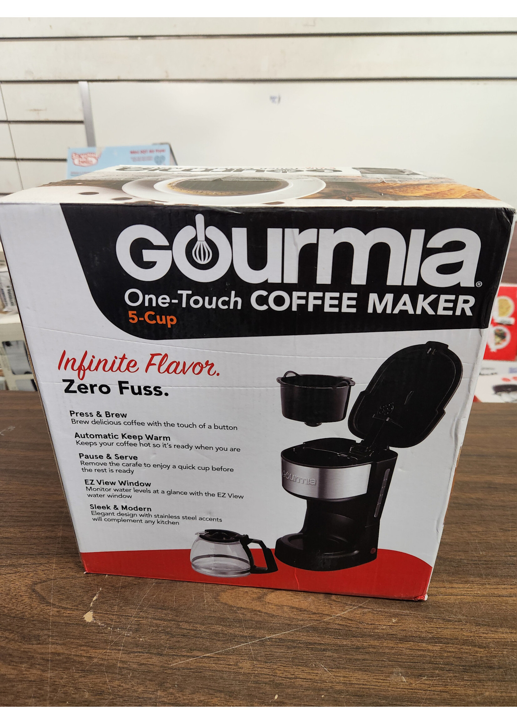 Gourmia 5 Cup One-Touch Switch Coffee Maker with Auto Keep Warm Black: Small Drip Coffee Machine, 700W, Basket Filter