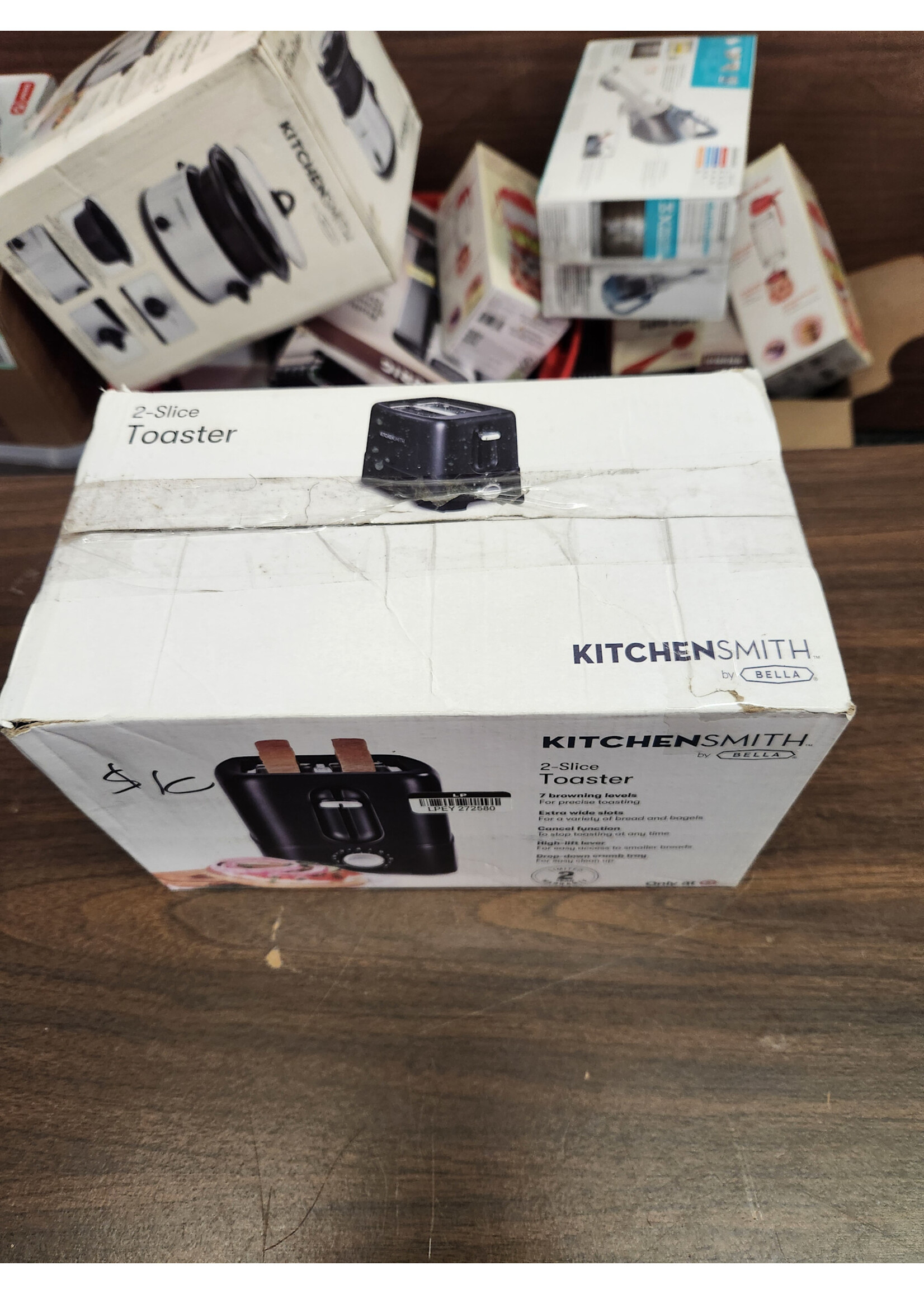 KitchenSmith by Bella 2 Slice Toaster: Black, Bagel & Bread Warmer, 750W, Compact Design, 2-Year Warranty