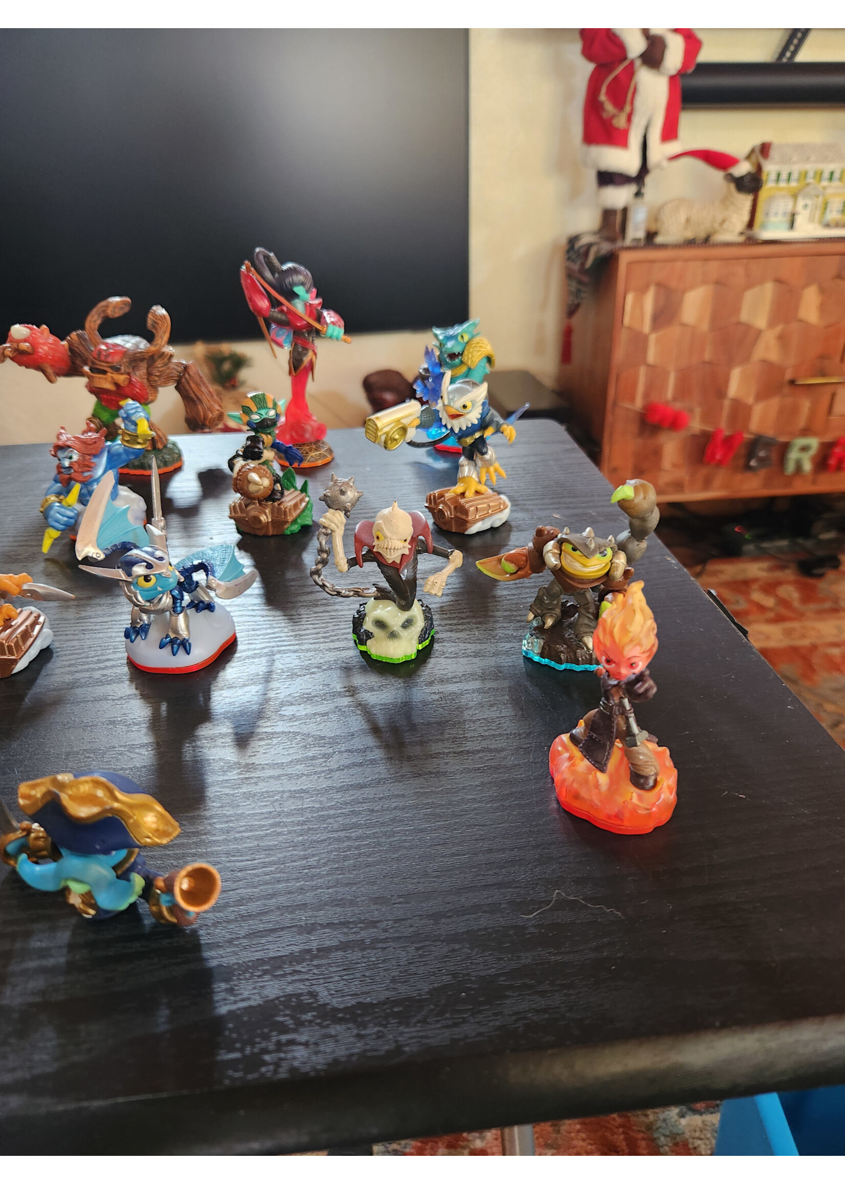 Lot of 22 Activision Skylanders Figures
