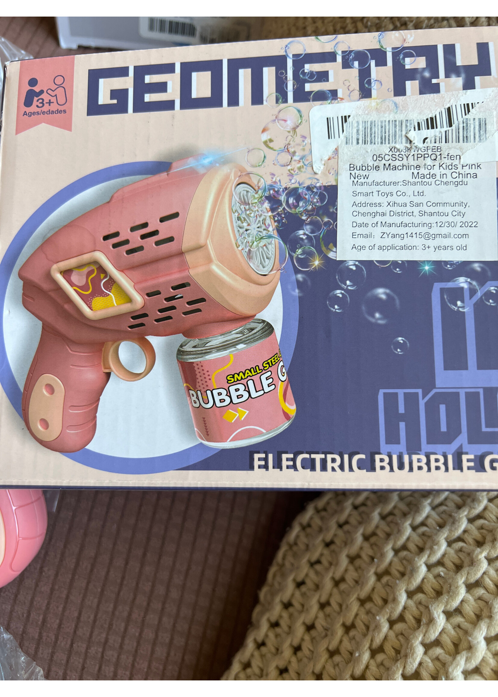 Used- Geometry Electric Bubble Gun- pink- batteries and one bottle of bubbles included