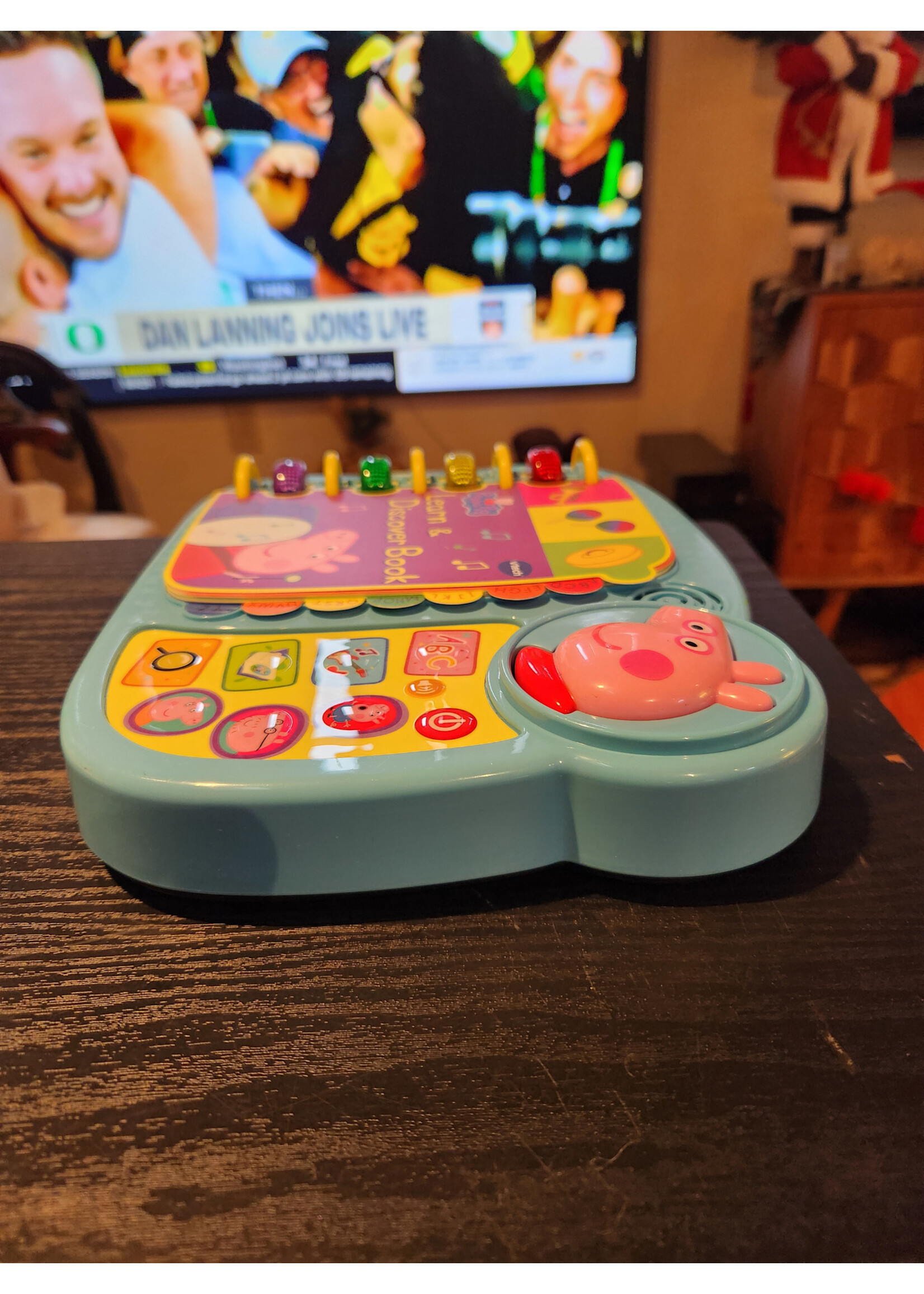 *Used Peppa Pig  Learn And Discover Book VTech 2003 Works