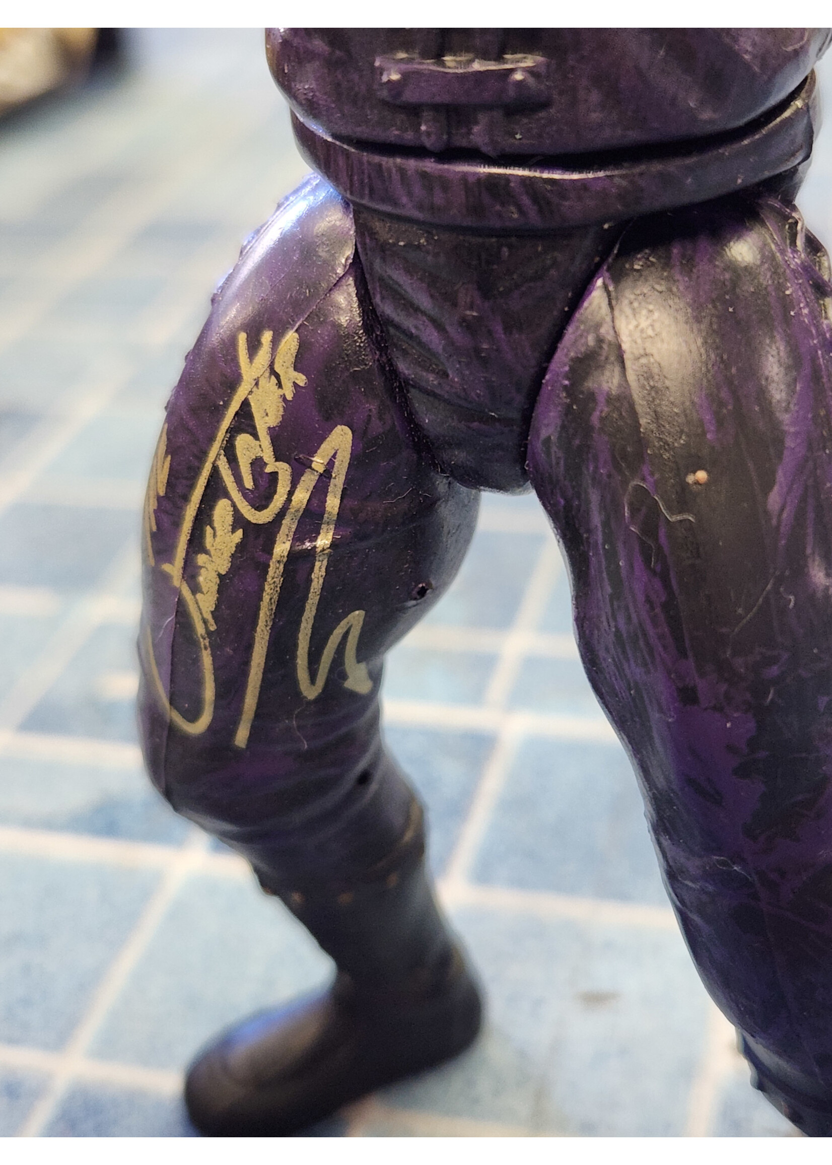 Autographed 1997 Undertaker WWE WWF Jakks Pacific Slammers Series 1 Wrestling Action Figure