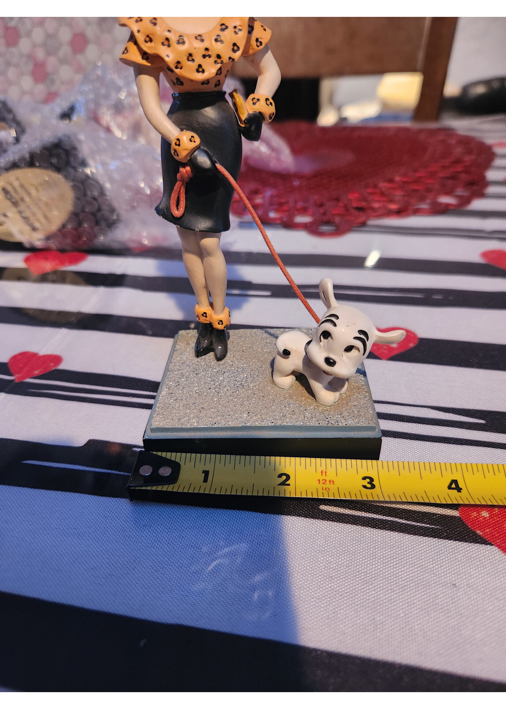 Danbury Mint Betty Boop, Out For a Stroll Figurine Pudgy