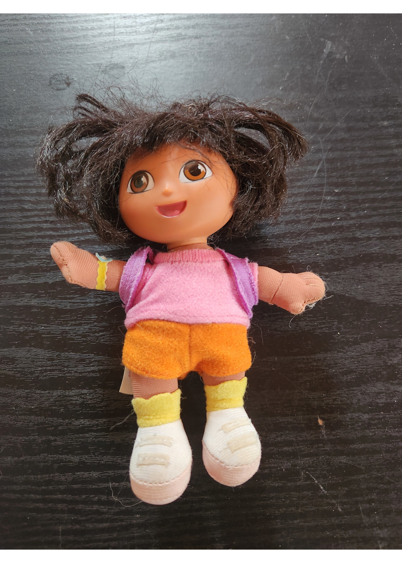 *Used Dora The Explorer 2001 Mattel/Fisher-Price 5" Plush Doll