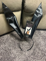 Leg Avenue Oversized Wet Look Bendable Pierced Bunny ears black