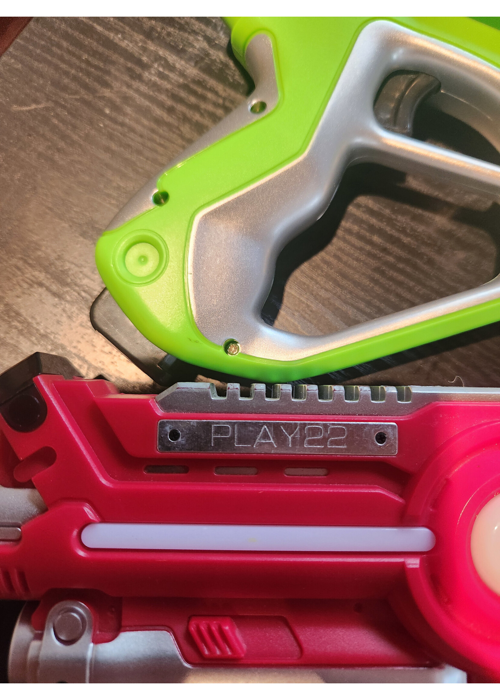 *No Vests Play22 Infrared Laser Tag  Guns, 2 guns