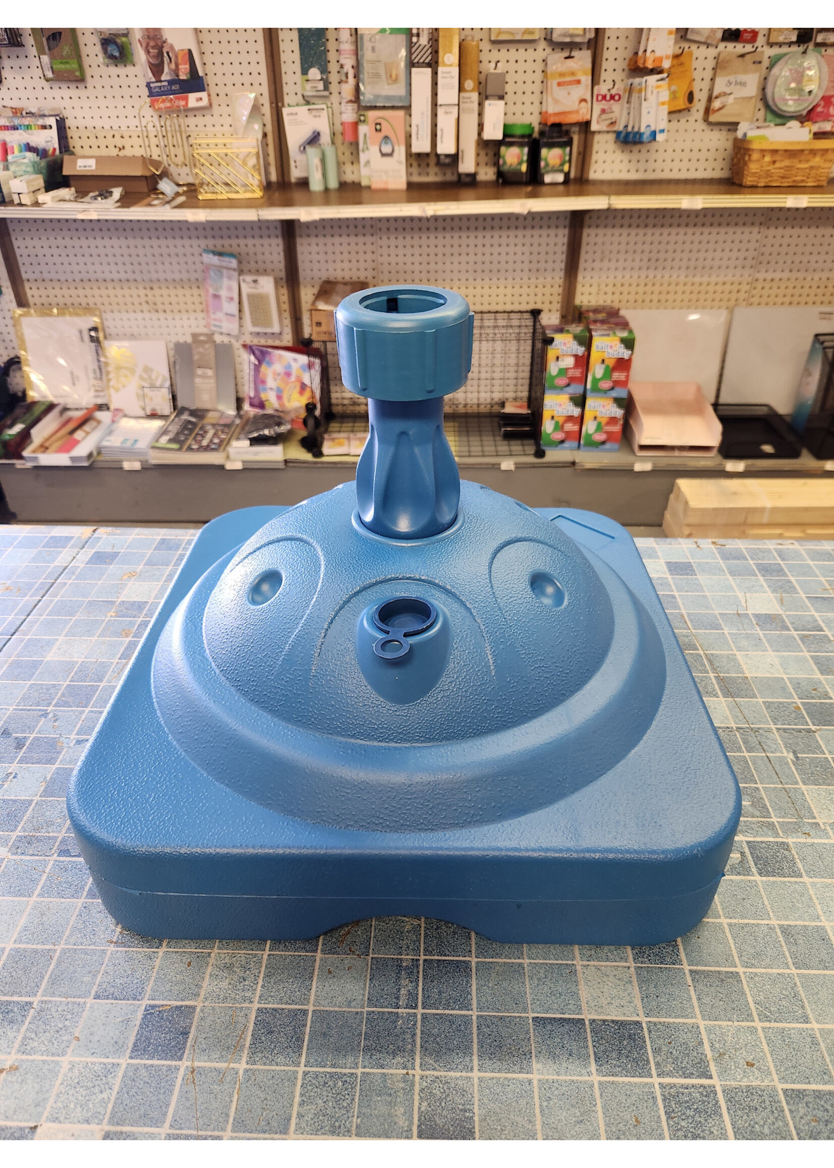 13x13 Fillable Umbrella Base 10kg Capacity Umbrella Stand for Poolside Garden Yard Blue