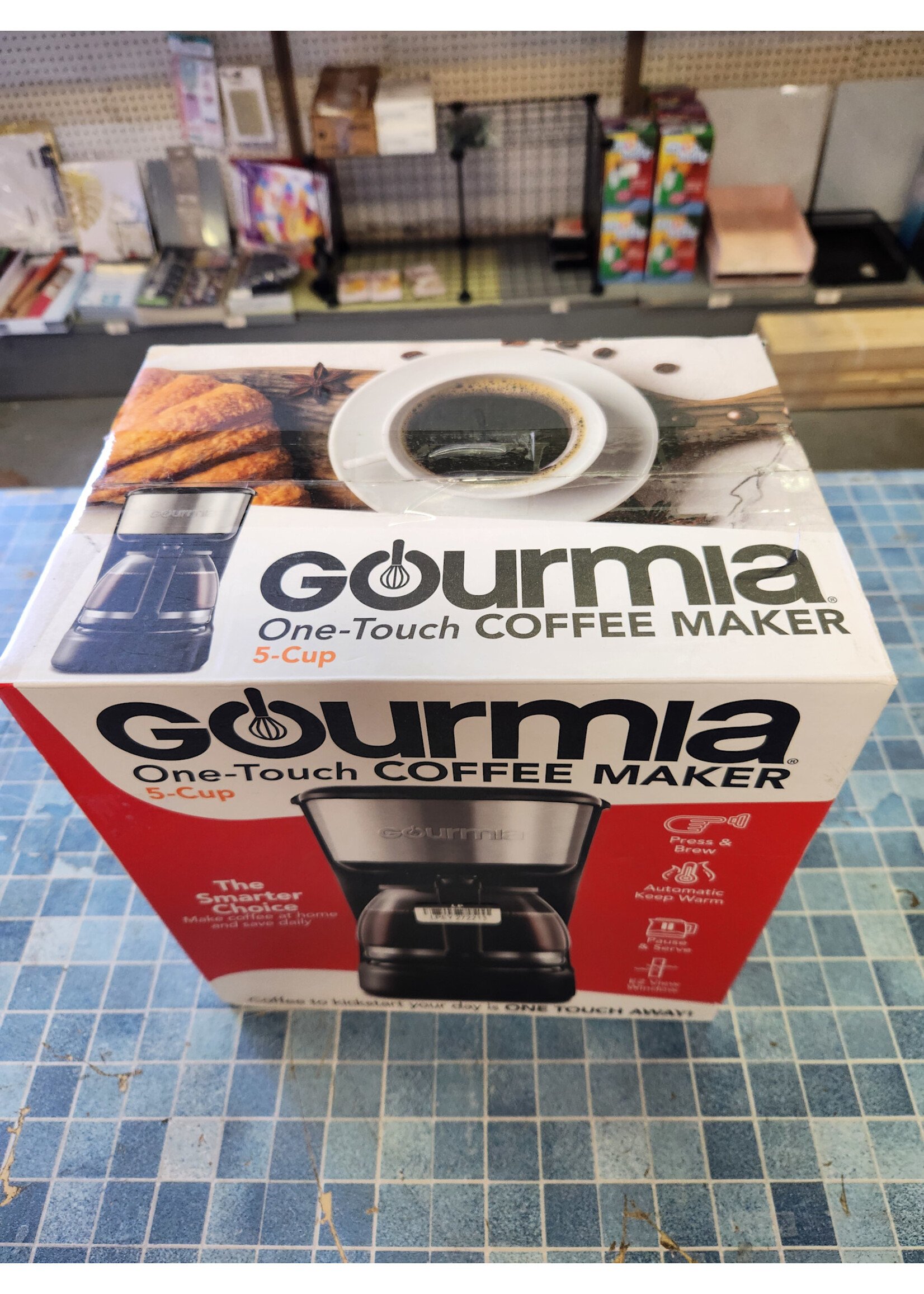 Gourmia 5 Cup One-Touch Switch Coffee Maker with Auto Keep Warm Black: Small Drip Coffee Machine, 700W, Basket Filter