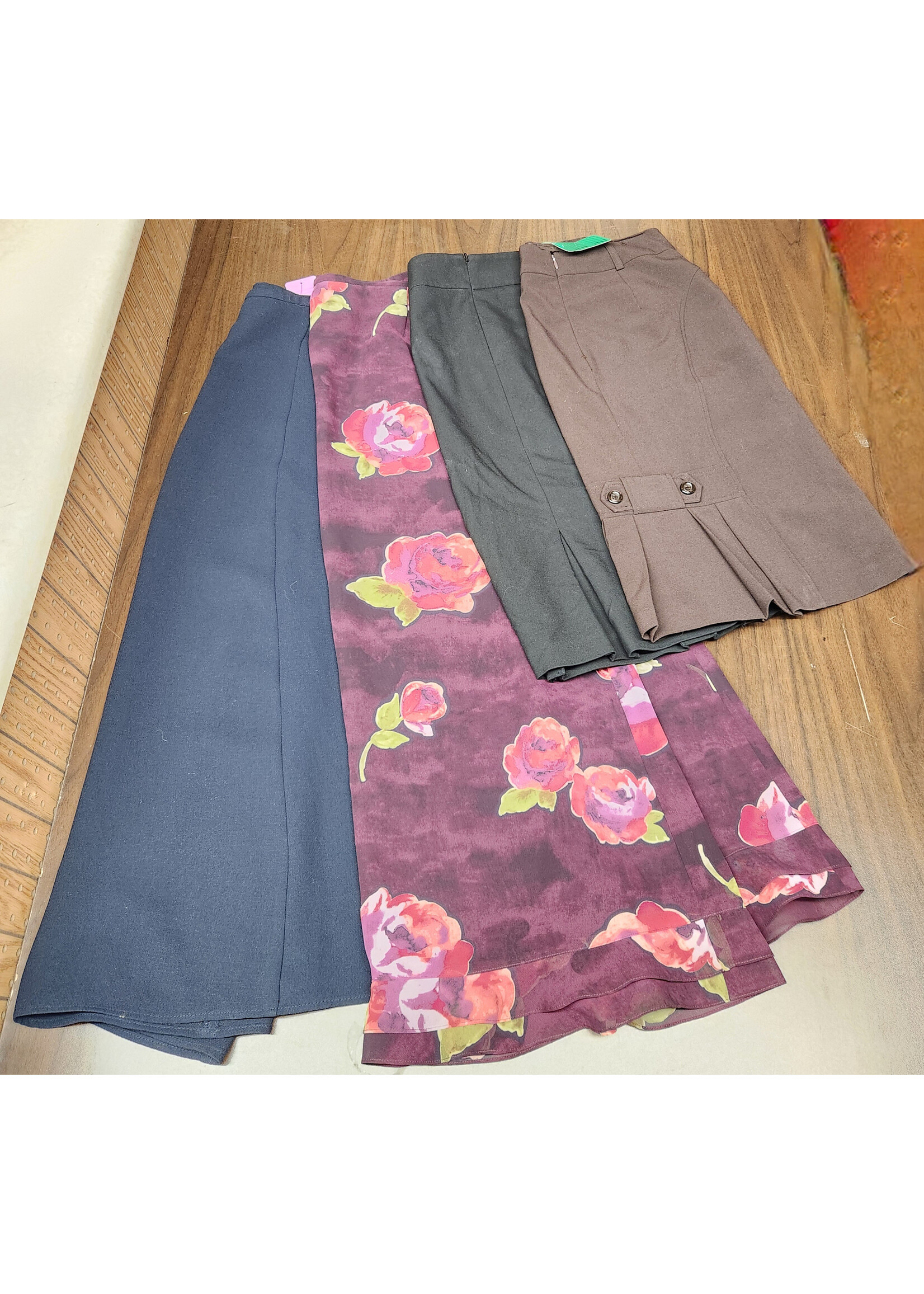 Skirt Lovers Mix – 4 Piece Bundle