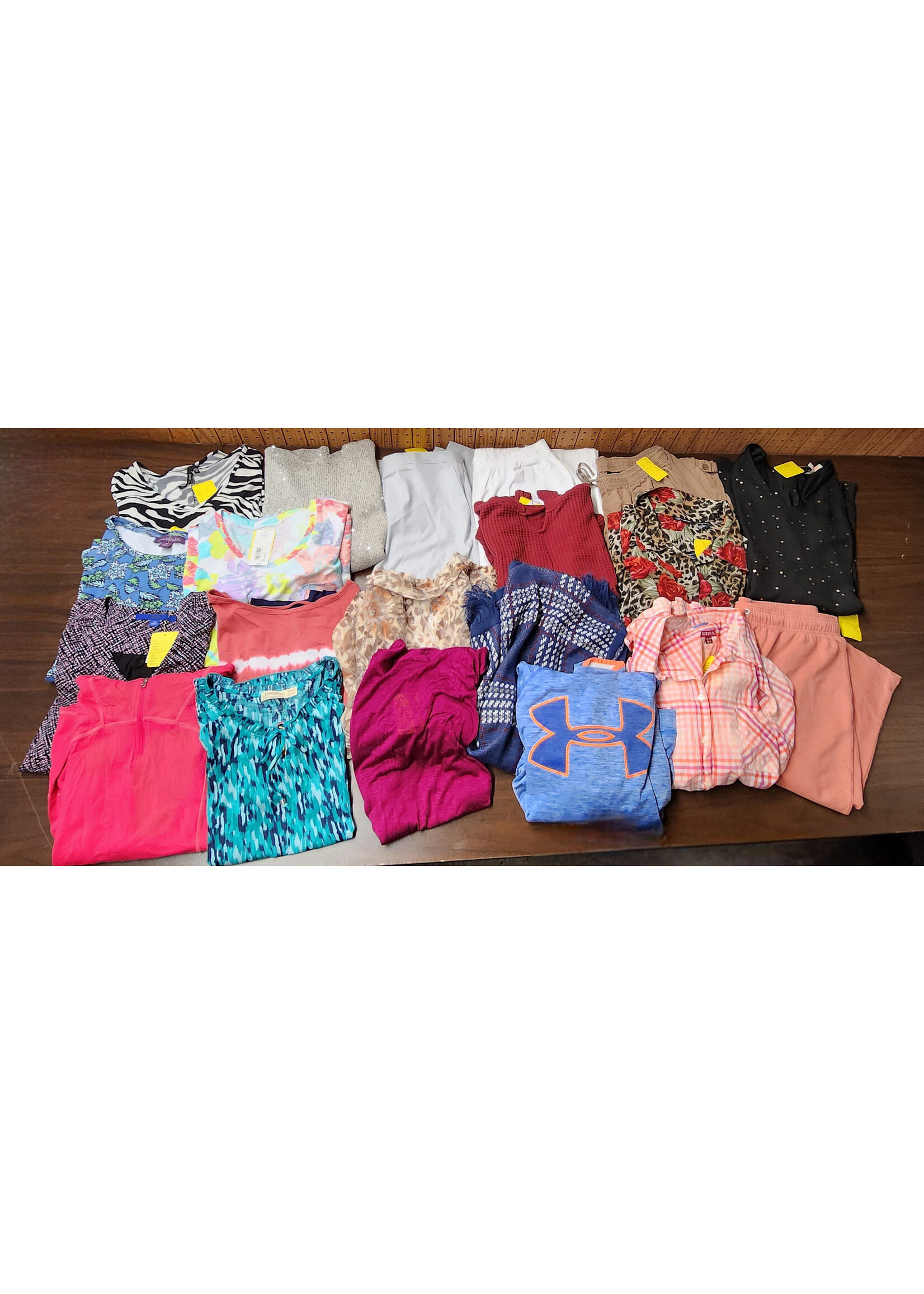 Mega Mystery Thrift Clothing Box (Pick Size) – 20 Pieces
