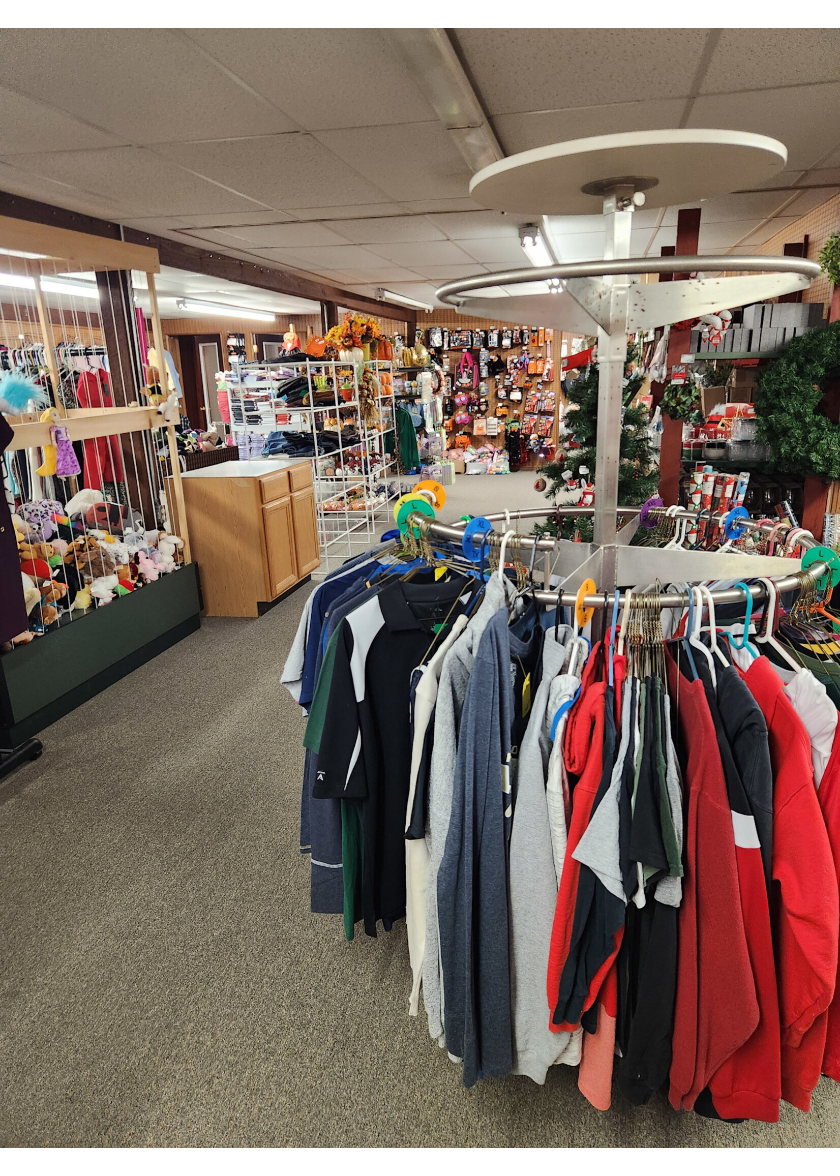 LIMITED TIME! Thrift Clothing - You Pick 15