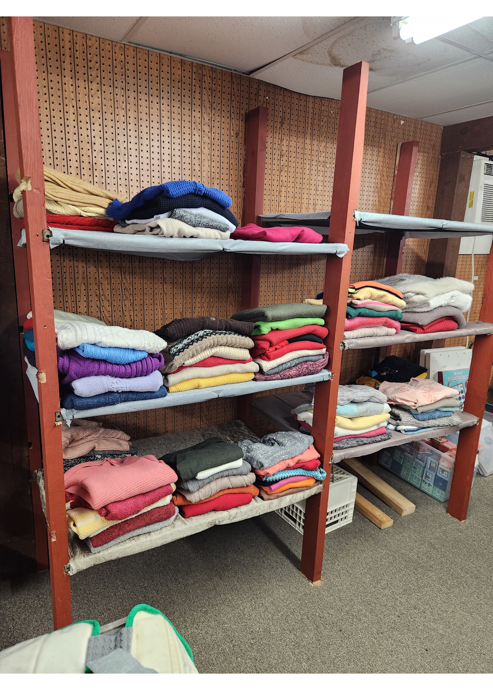 LIMITED TIME! Thrift Clothing - You Pick 15