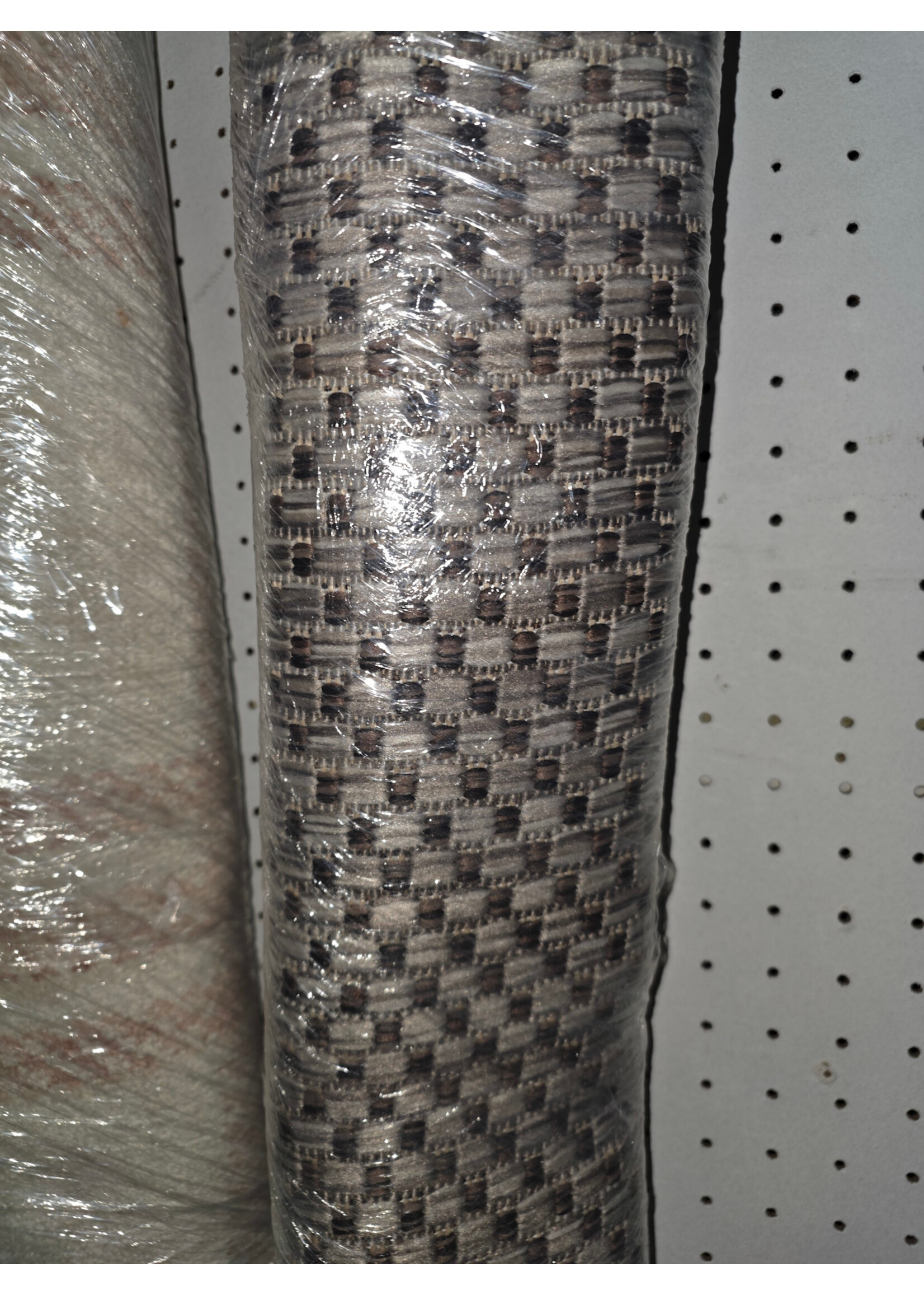 SAFAVIEH Courtyard Begajeta Indoor/Outdoor Waterproof Patio Backyard Rug. - 6'7" Square - Black/Beige