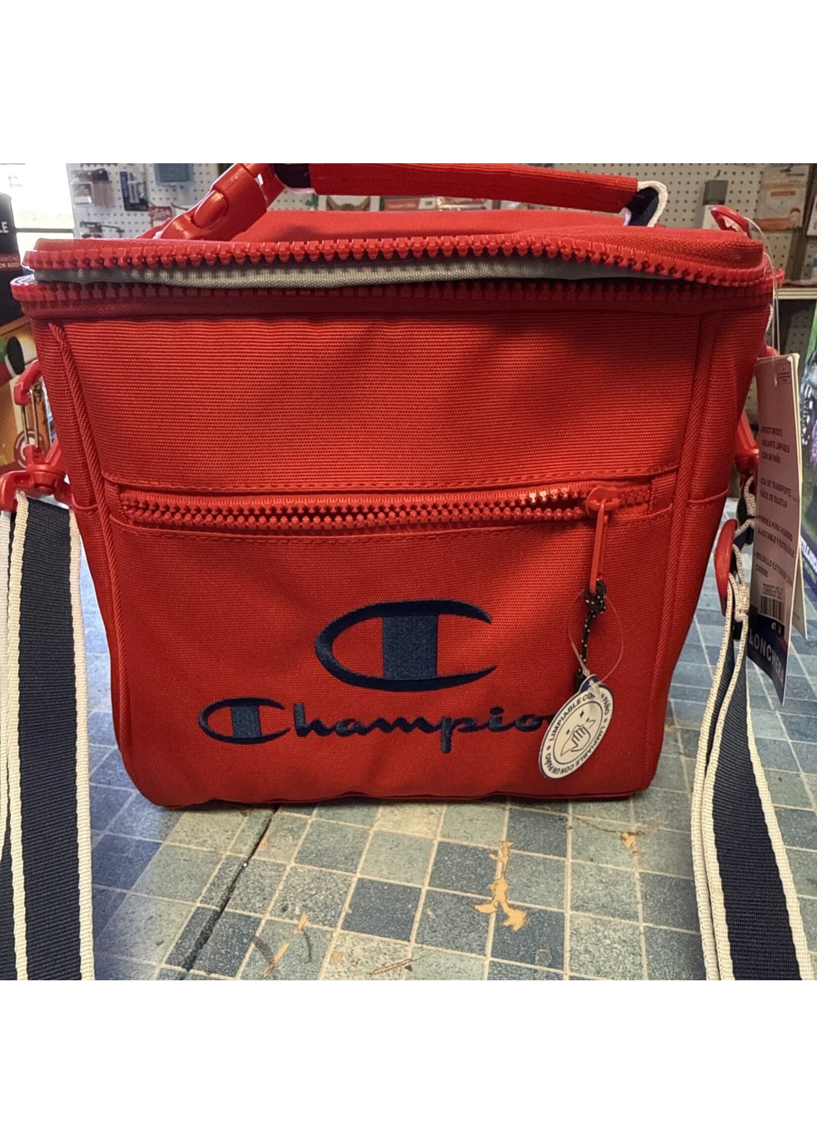 NWT Champion Brand Insulated Lunch Box Red