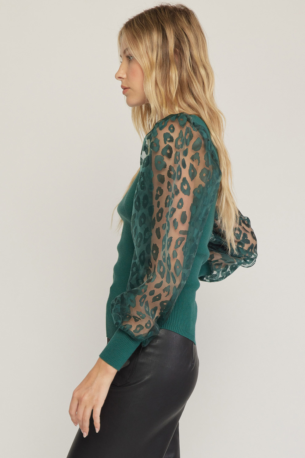 Statement Sleeve Sweater - Kirby's Kloset