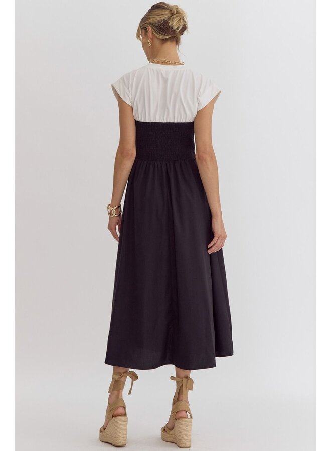 B&W Contrast Midi Dress