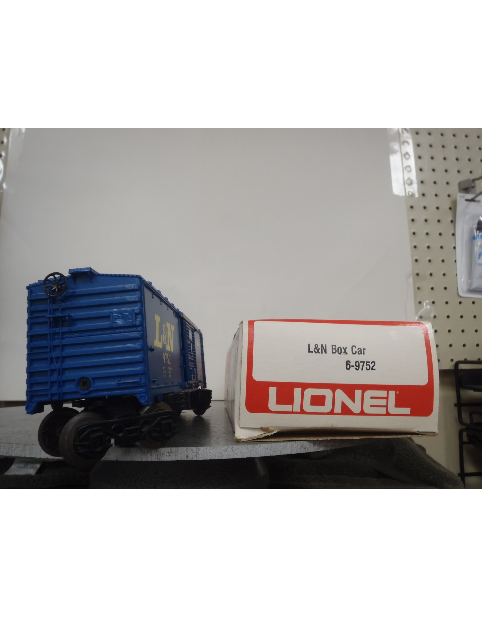 Lionel Boxcar L&N 9752