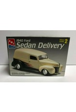 AMT AMT 1940 Ford Sedan Delivery 1/25 model