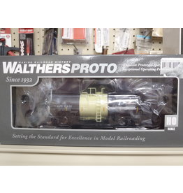 Walthers Proto Walthers Proto 40' Trinity 14,000 gallon molten sulfur tank car General American CGTX #13920 (black, yellow band)