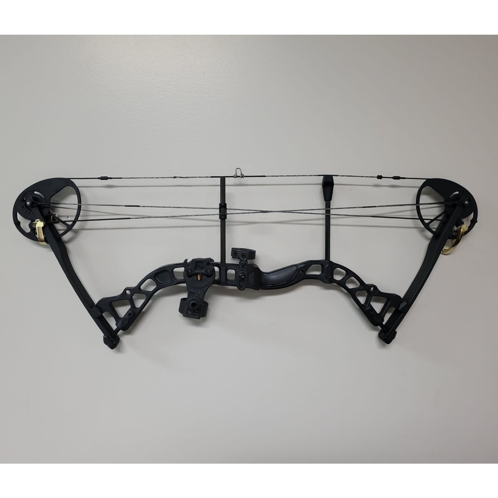 Used Diamond Infinite Edge Bow Package