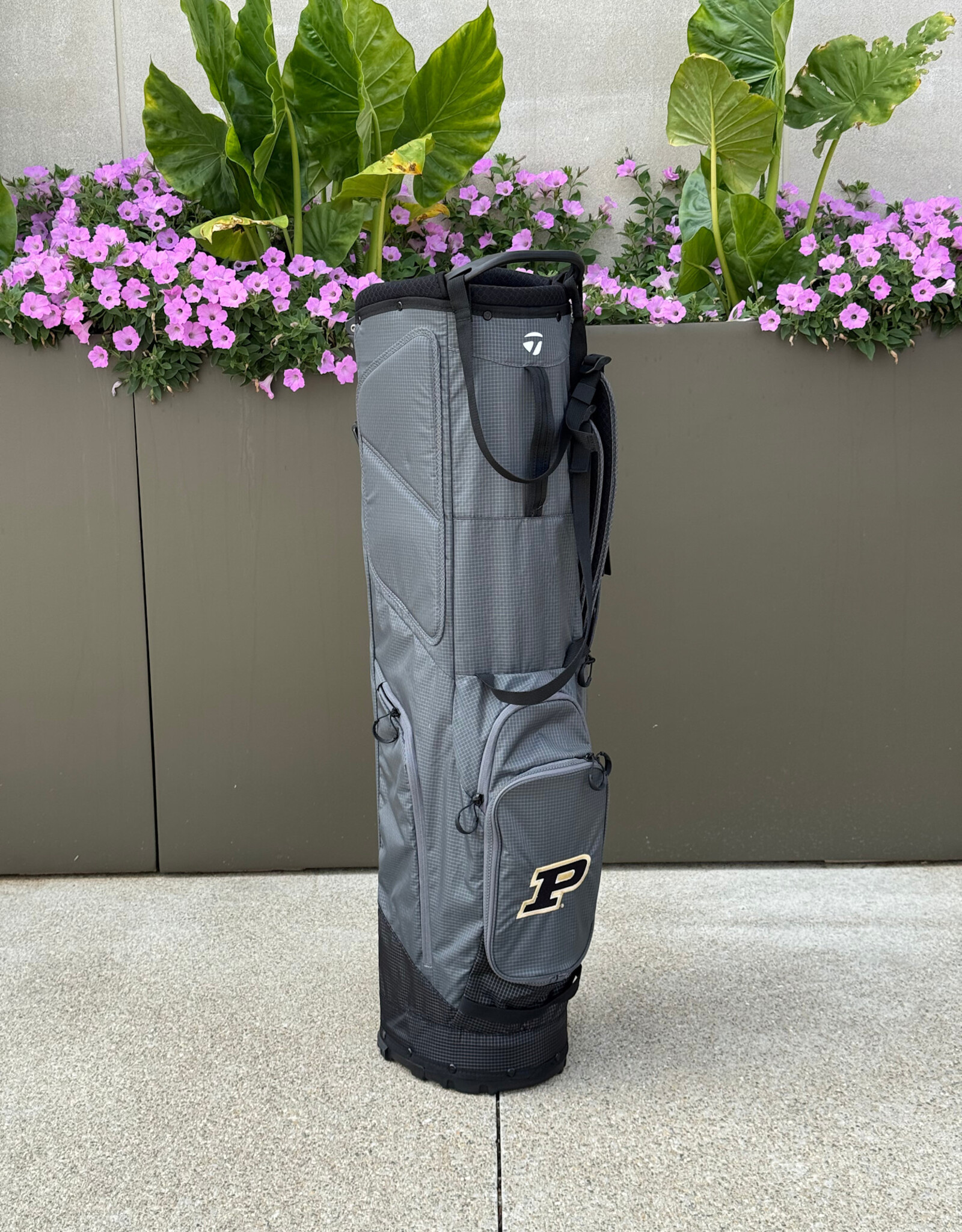 TAYLORMADE TM FLEXTECH SUPERLITE STAND BAG GRAY MOTION P