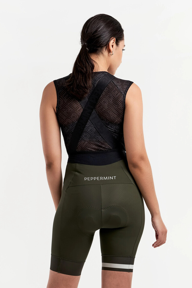 Peppermint Peppermint Bib Signature Spruce (2024)