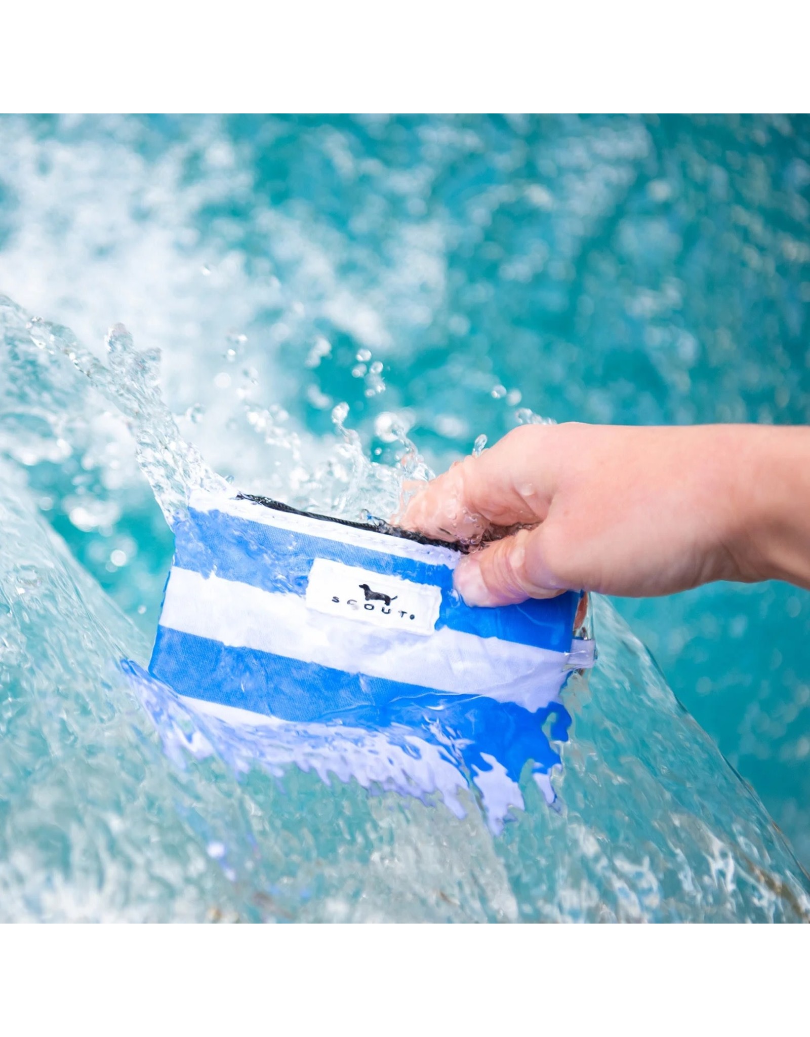 Scout Bags IDKASE Card Holder ID Case In Swim Lane Pattern