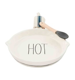 Mud Pie Bistro Hot Ceramic Skillet Pan Holder Set