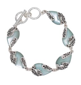 Periwinkle by Barlow Bracelets | Toggle Bracelet Gray Teardrop Silver Filigree