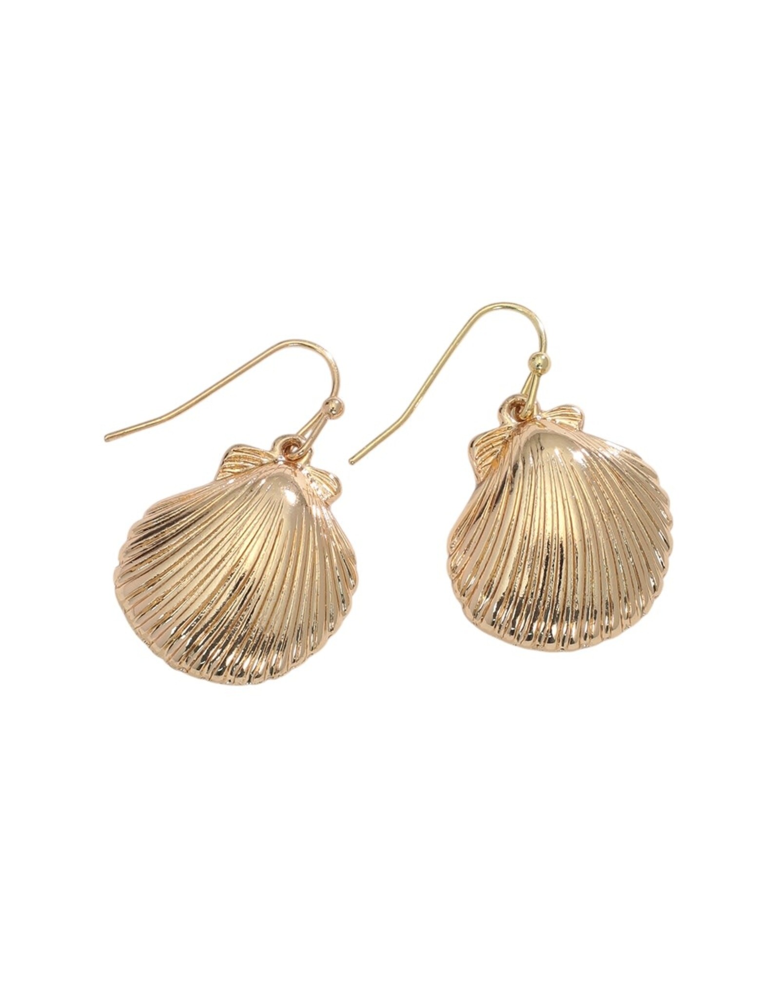 Periwinkle by Barlow Earrings | Gold Scallop Shells