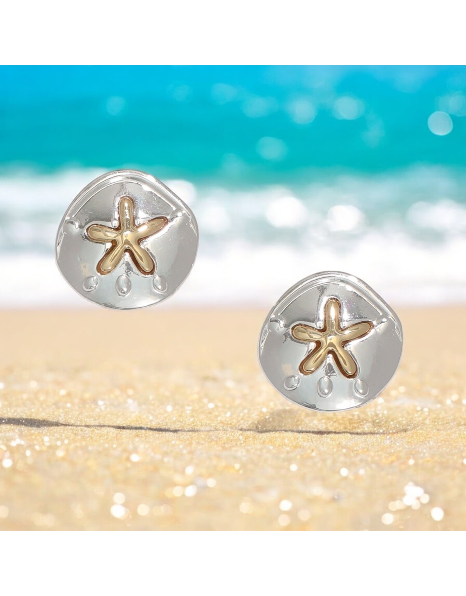 Periwinkle by Barlow Earrings | Two Tone Sand Dollars