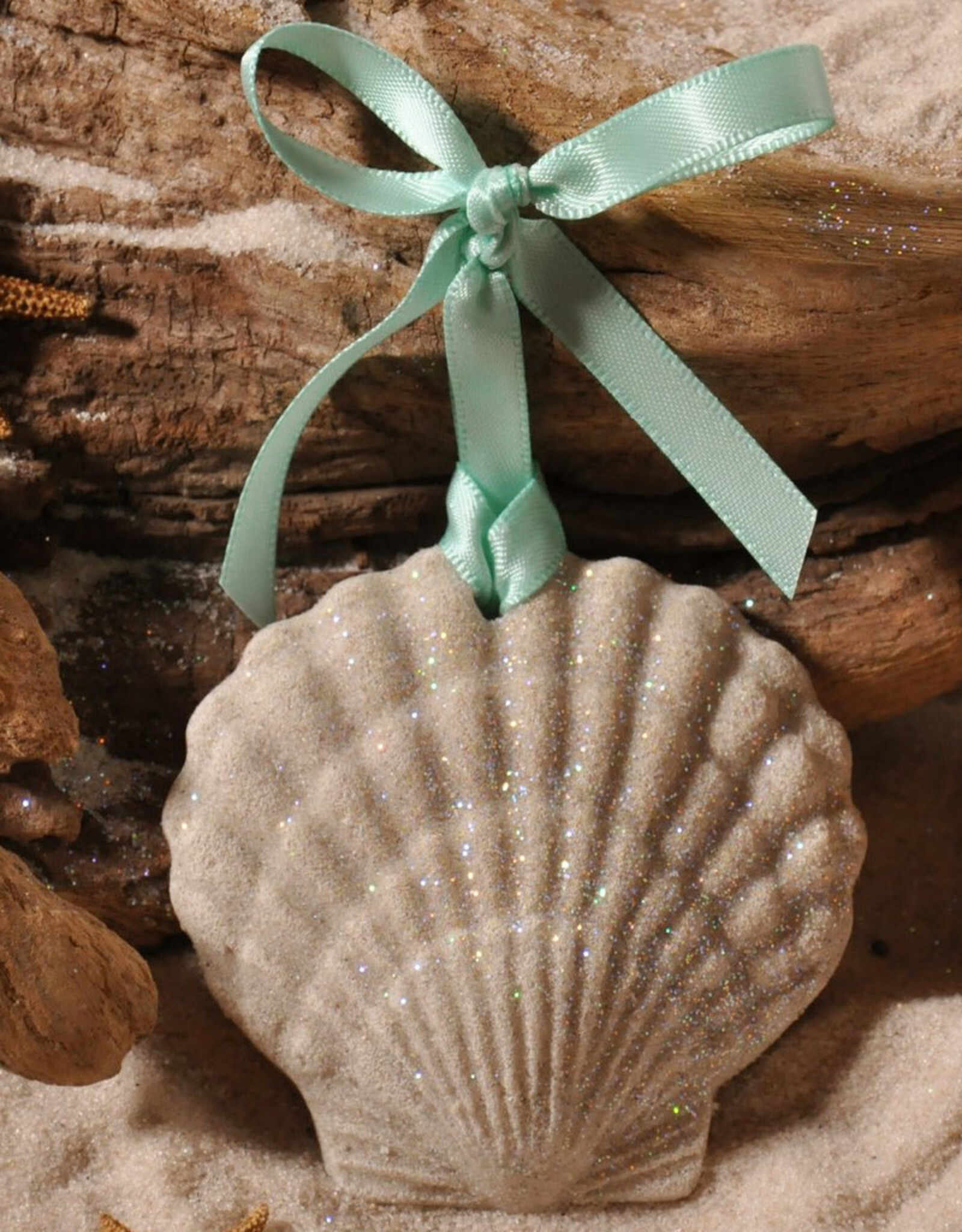 DIGS-N-GIFTS Scallop Sand Christmas Ornament