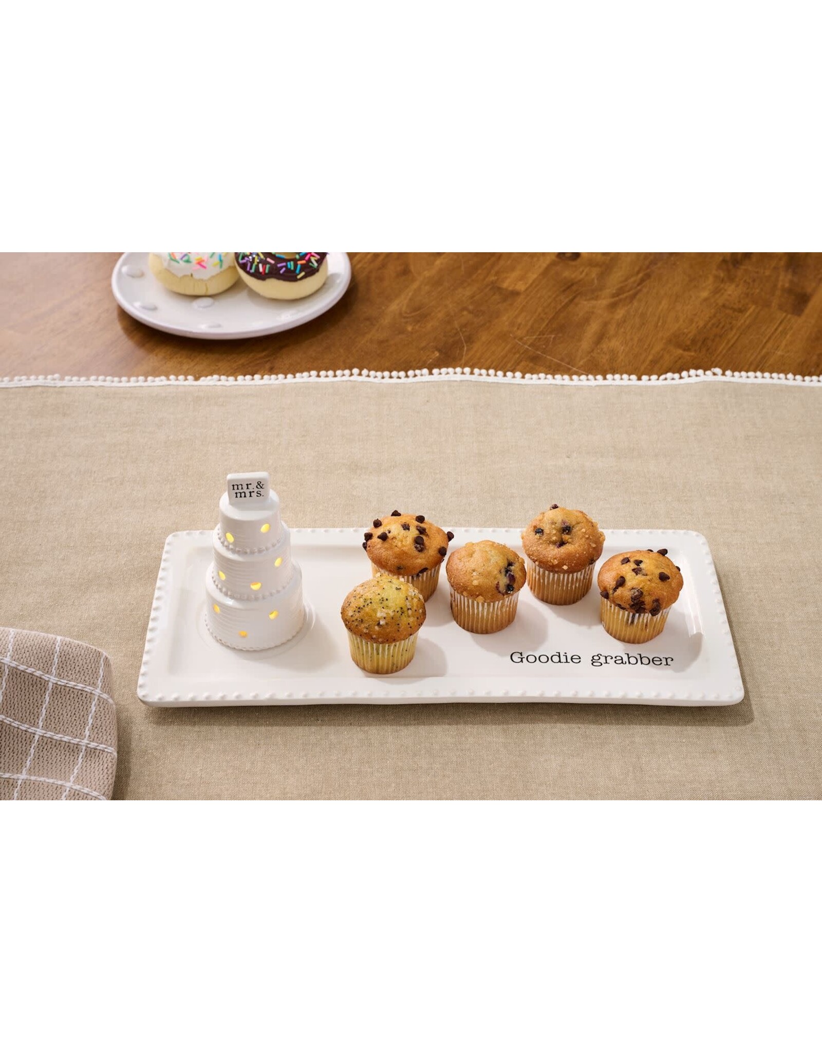Mud Pie Light-Up Sitter | Wedding Cake Mr. And Mrs.