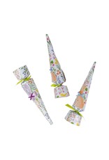 Caspari Celebration Crackers 8pk Easter Bunny Field