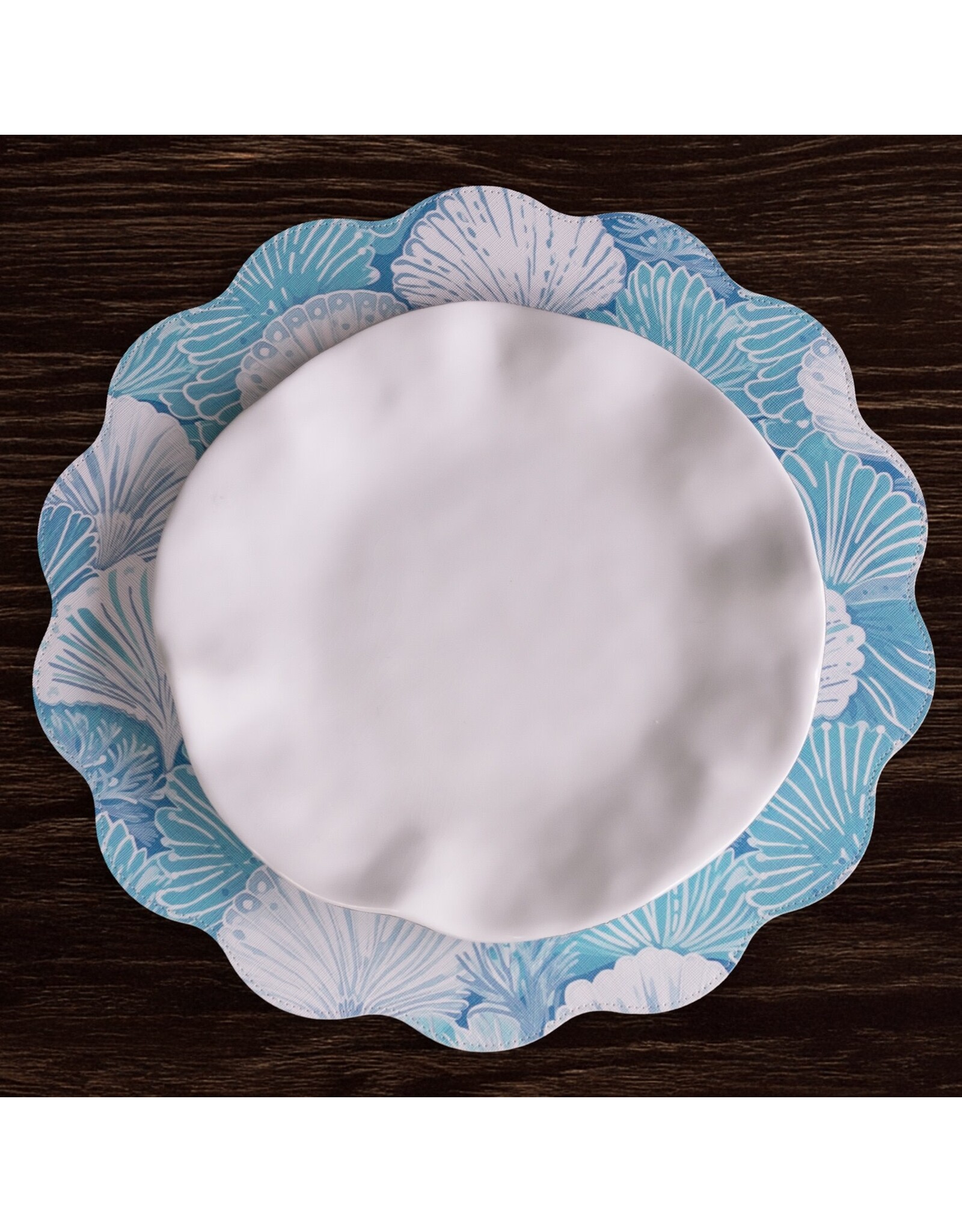 Beatriz Ball Reversible Round Placemats 15.5" Set of 4 Shells N Scallops