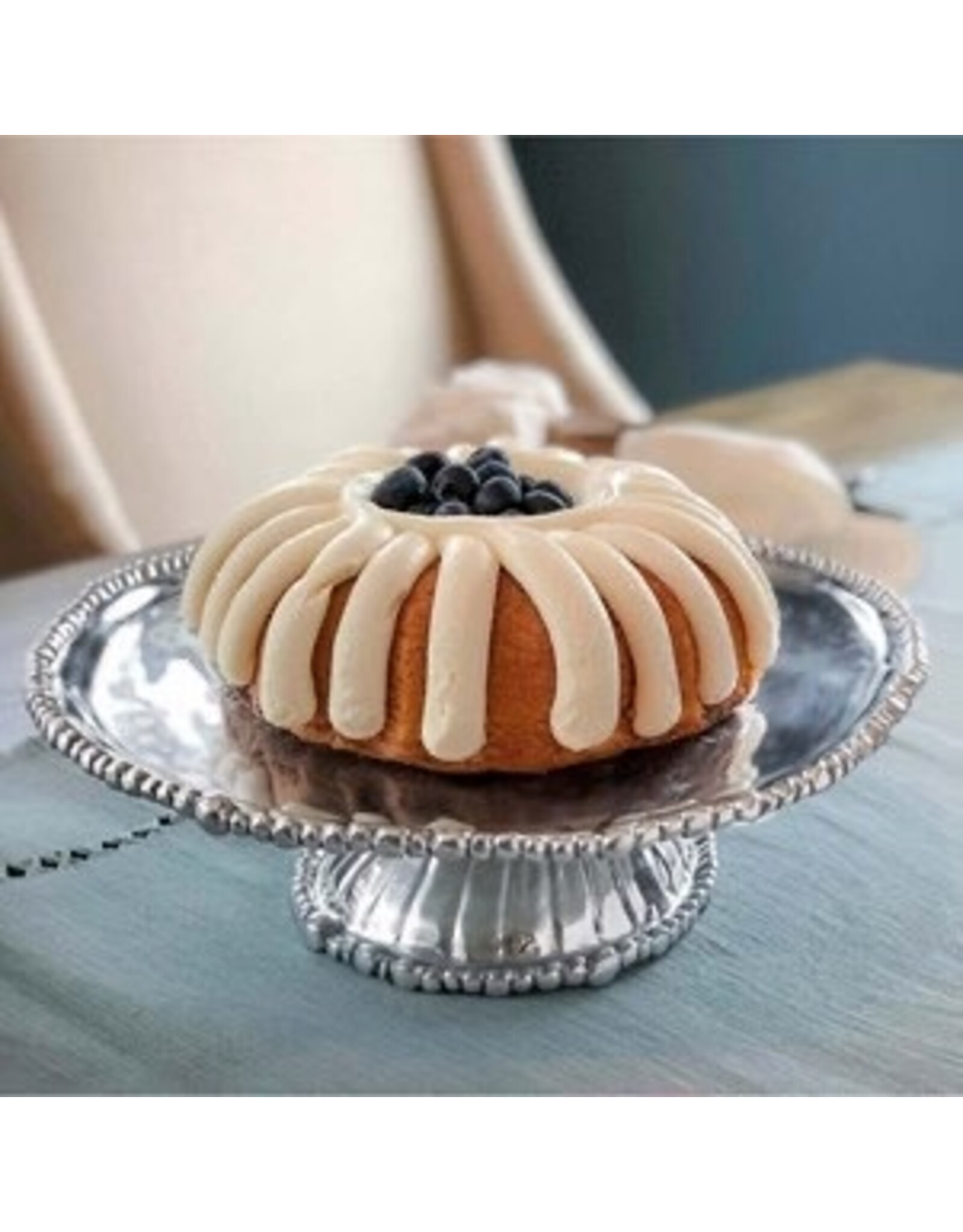 Beatriz Ball PEDESTAL Organic Pearl Nova Round Platter Cake Plate Stand