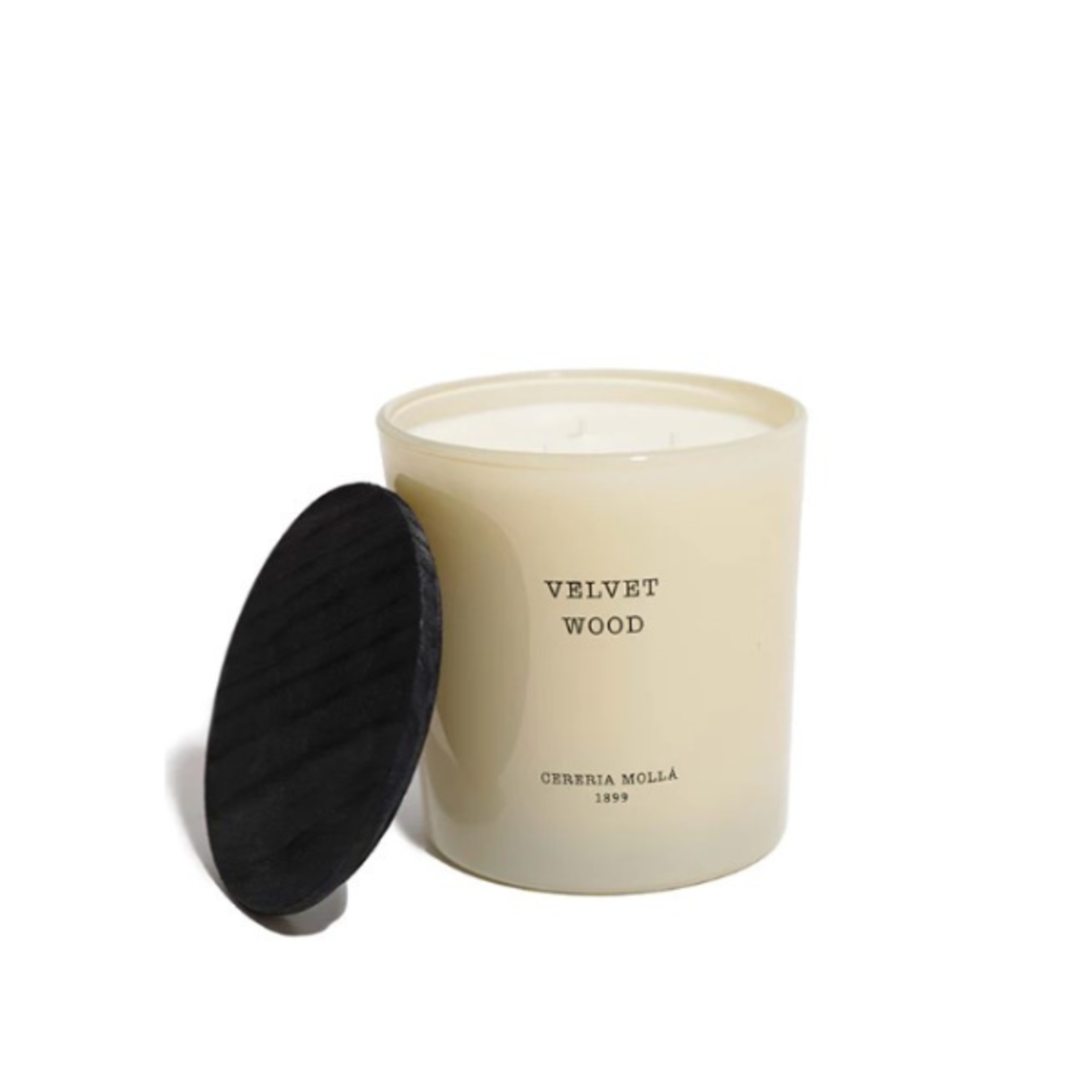 Cereria Molla Scented candle Velvet Wood Candle 8oz.