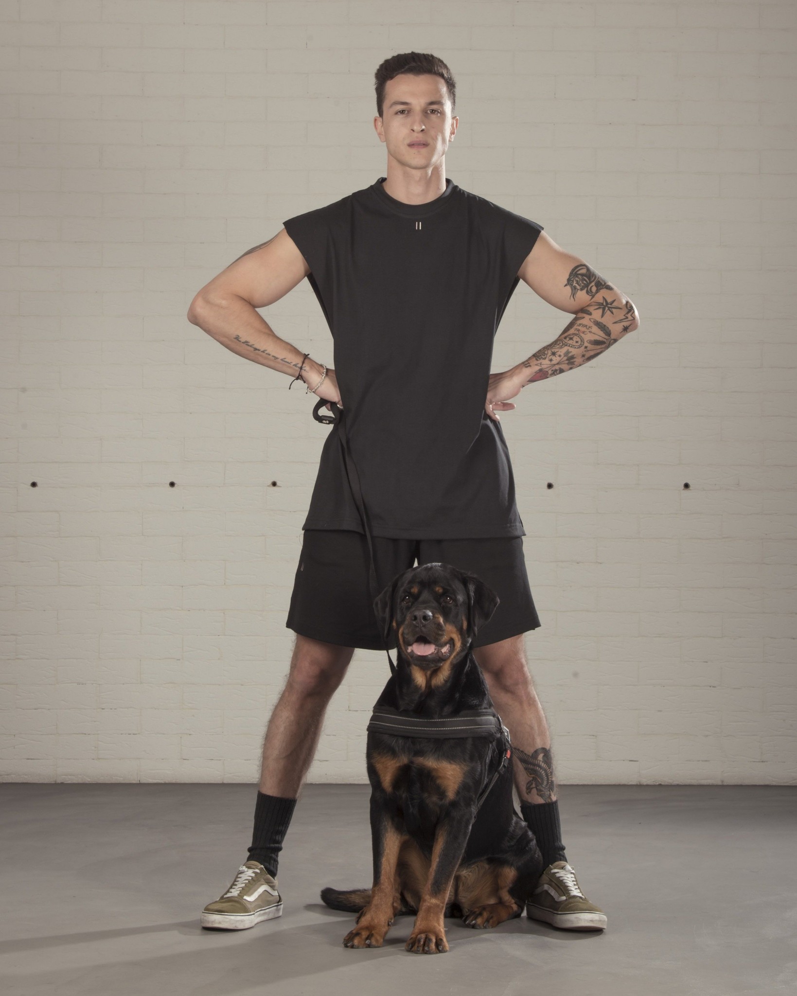 PRIMAL PI Sleeveless Black