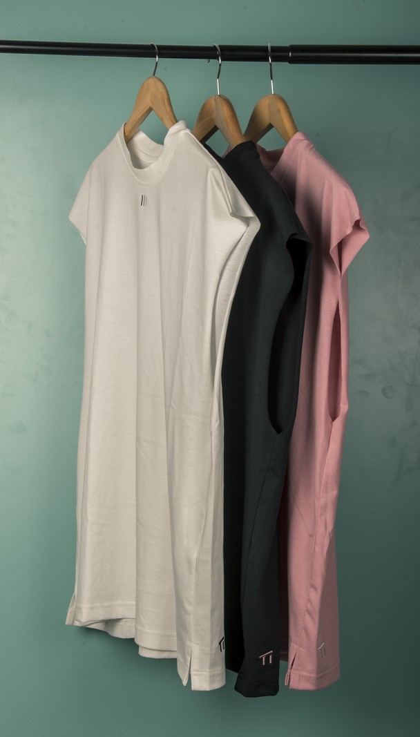 PRIMAL PI Sleeveless Off-White